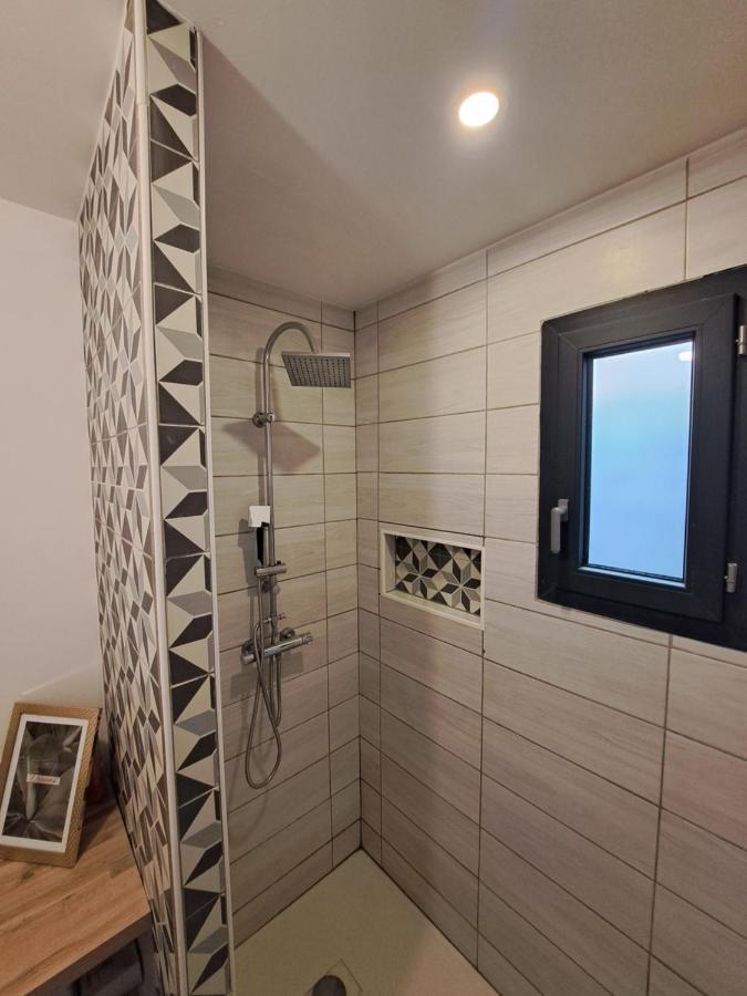 Charmante Maison Avec Piscine Bessan Exterior foto